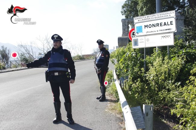 Evade dai domiciliari per festeggiare il compleanno: in carcere giovane di Monreale