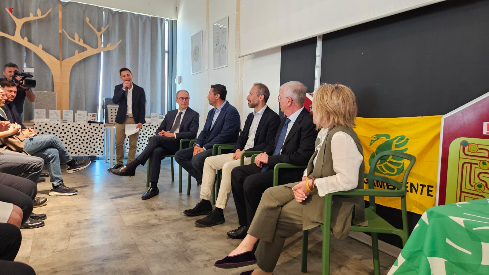 Librino, 72 famiglie collegate al primo impianto di fotovoltaico sociale in Sicilia: energia pulita contro la povertà energetica