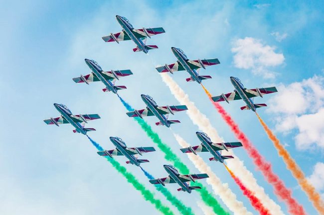 Pezzo disperso di una Freccia Tricolore trovato in vendita su Ebay