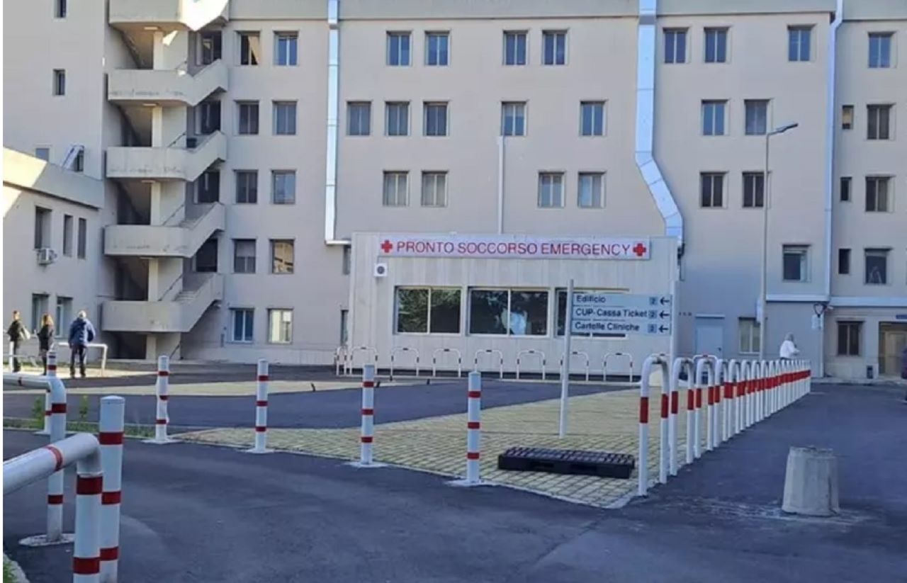 Infermiere aggredito dal paziente all’ospedale di Sciacca: le parole del primario