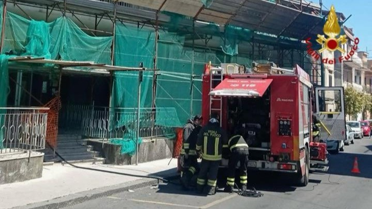 Incendio ad Acireale 