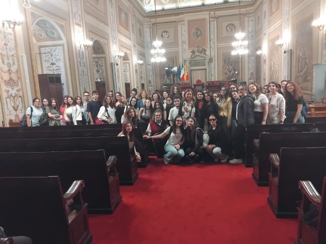 L’IIS “Rapisardi” di Paternò in visita istituzionale all’Assemblea Regionale Siciliana