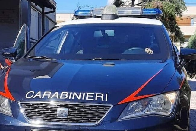Giovane accoltellato per un like, la denuncia sui social: “Il mio aggressore è ancora in giro”