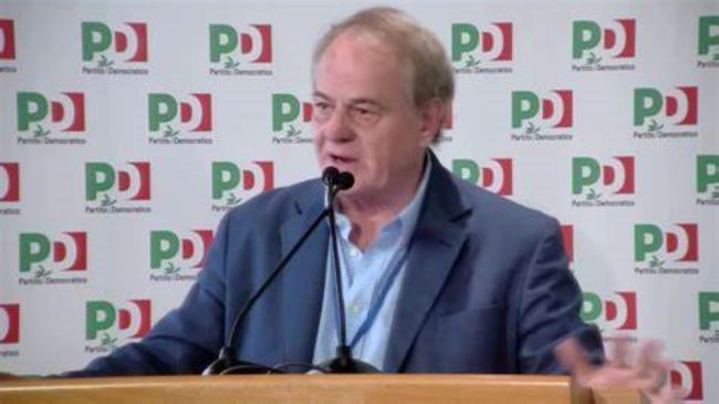 Passo indietro di Cracolici: rinuncia a candidarsi come segretario del Pd in Sicilia