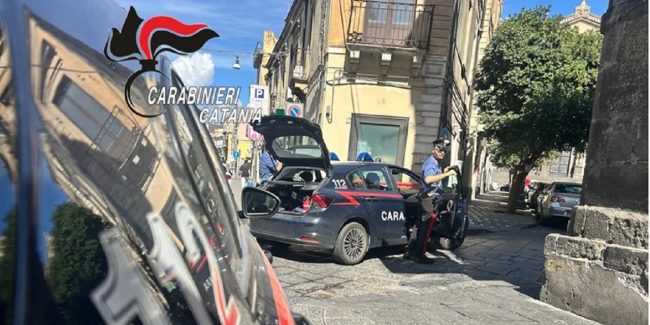 Un clochard del Catanese agli arresti domiciliari in fuga dalla compagna