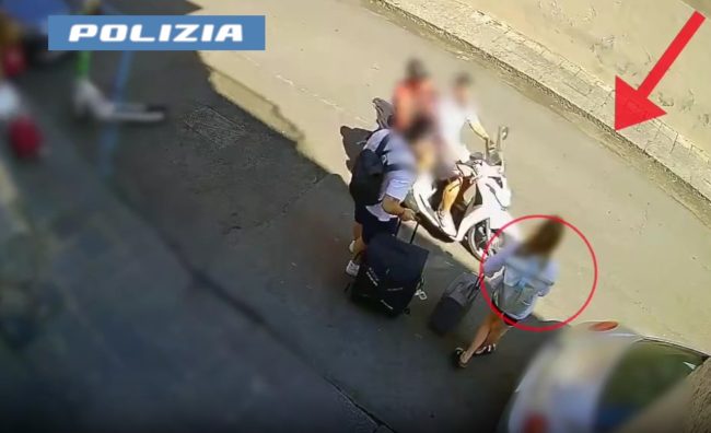 Catania, arrestati due giovani per furti con strappo e lesioni aggravate – IL VIDEO