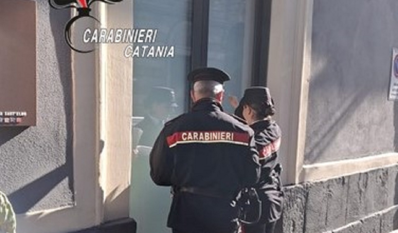B&B e case vacanza non in regola nel centro catanese: 3 denunce