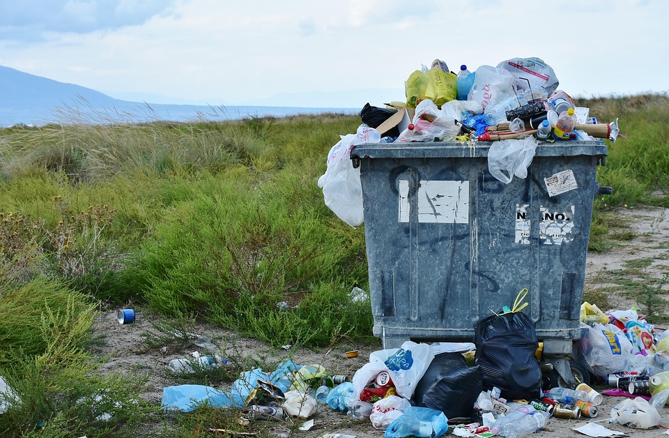 In 72 ore ben 24 episodi di abbandono rifiuti: succede a Sciacca