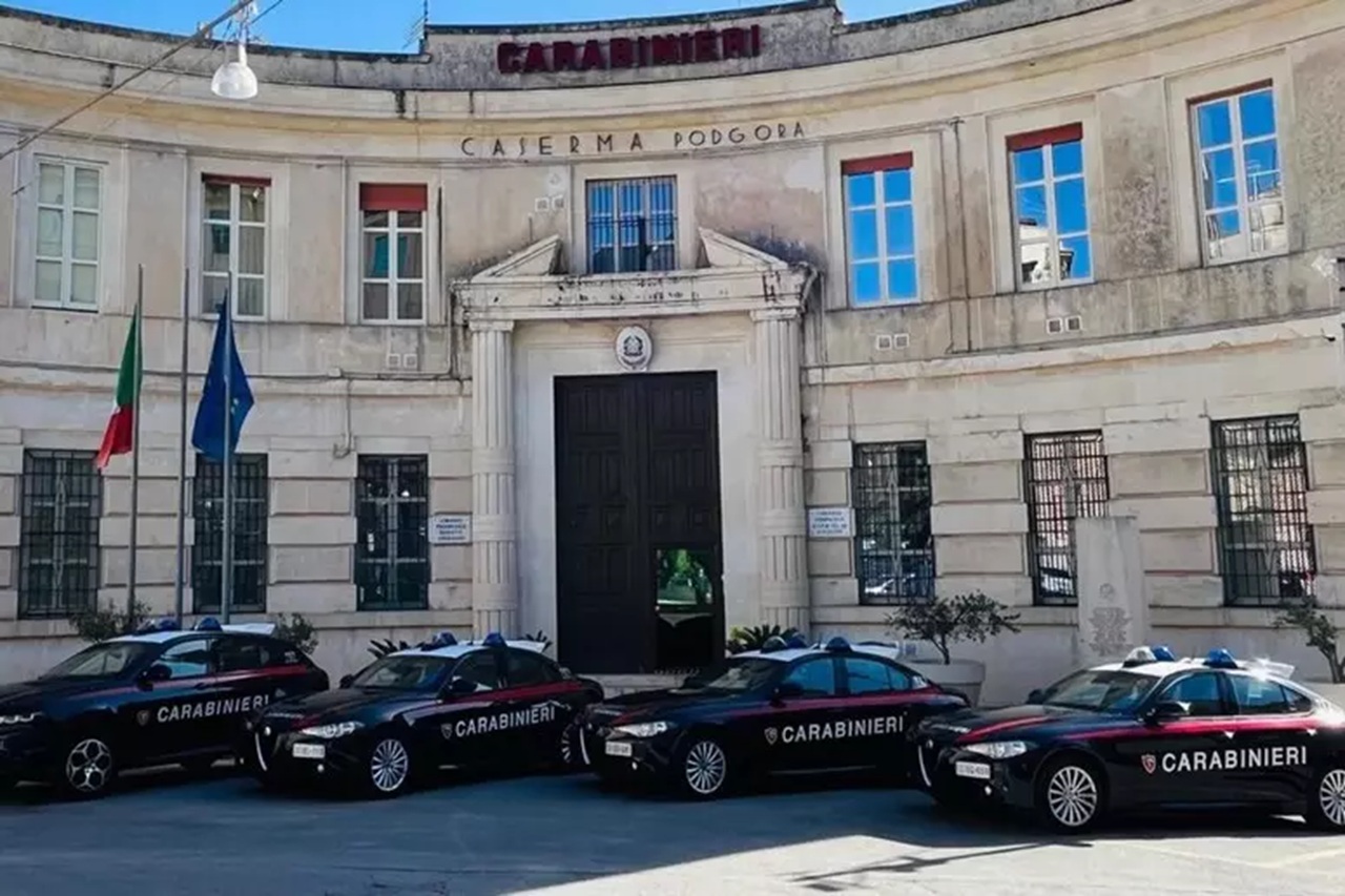 Gelosia e violenza a Ragusa: prende a mazzate in testa rivale dopo avance alla fidanzata, fermato un 24enne