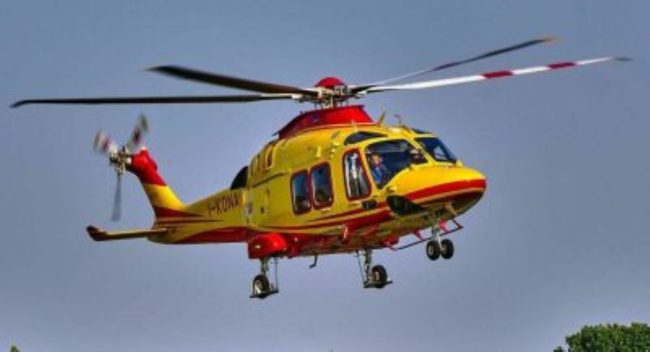 Grave incidente stradale a Modica: quattro giovani feriti, 14enne in condizioni critiche