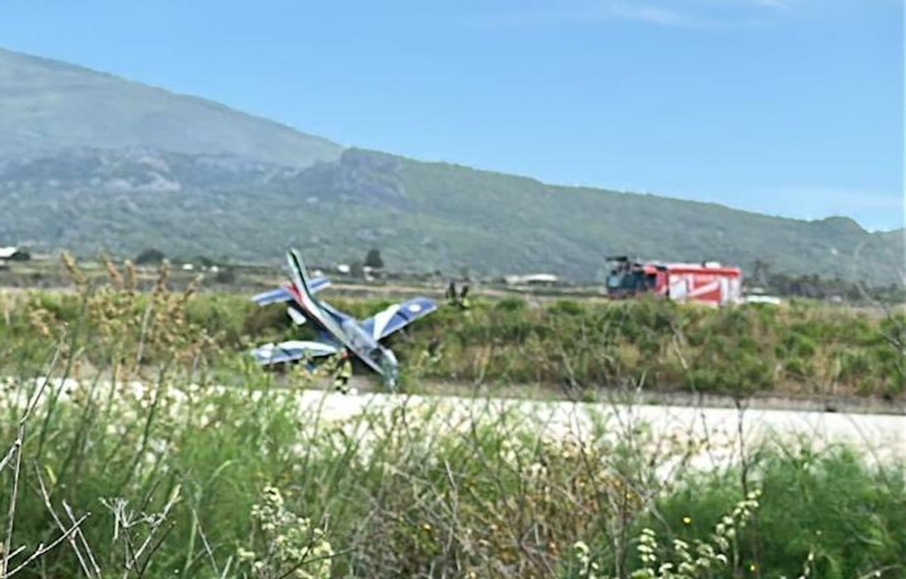 Pantelleria, incidente per le Frecce Tricolori: aereo fuori pista, ferito il pilota