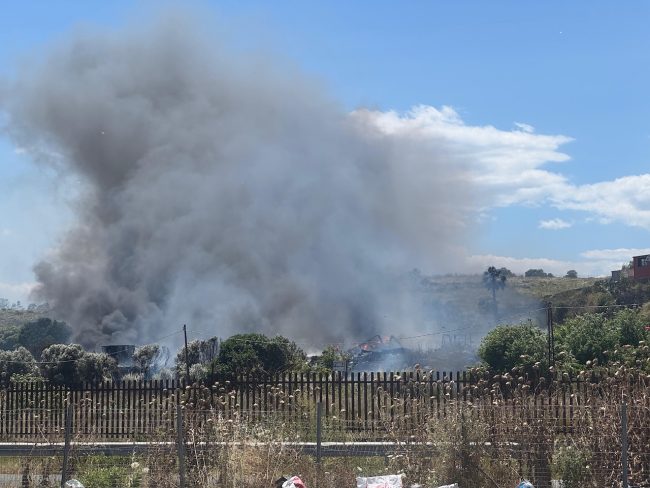 Vasto incendio a Vaccarizzo: coinvolte anche delle auto
