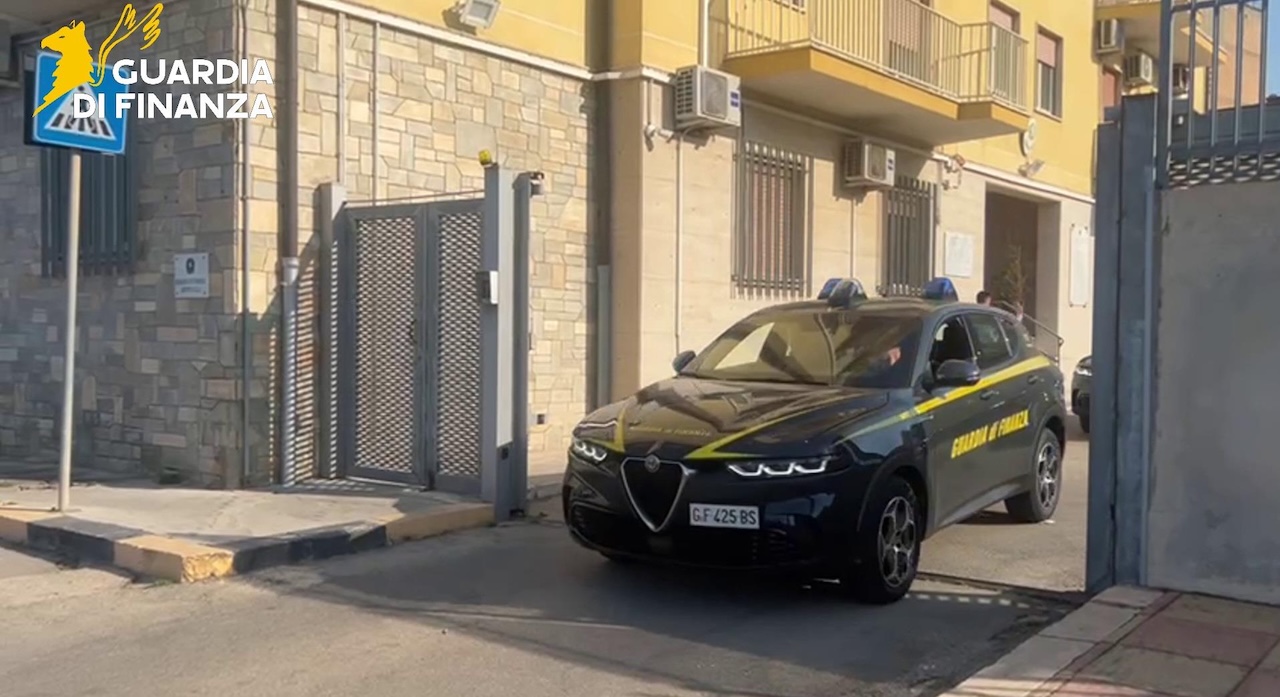 Gela, sequestro da 50 milioni all’imprenditore Emanuele Catania: beni, società e pescherecci riconducibili alla mafia dei Rinzivillo