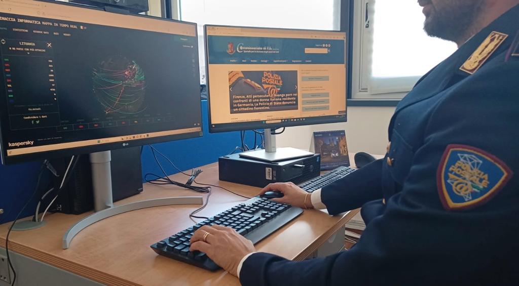 Adescamento online e produzione di materiale pedopornografico: un arresto a Catania