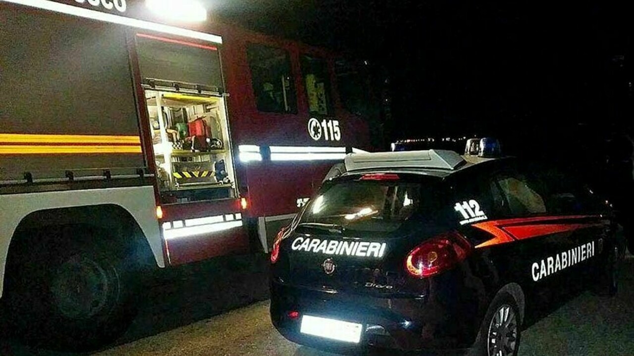 Camion in fiamme a Porto Empedocle: non si esclude l’ipotesi dolosa