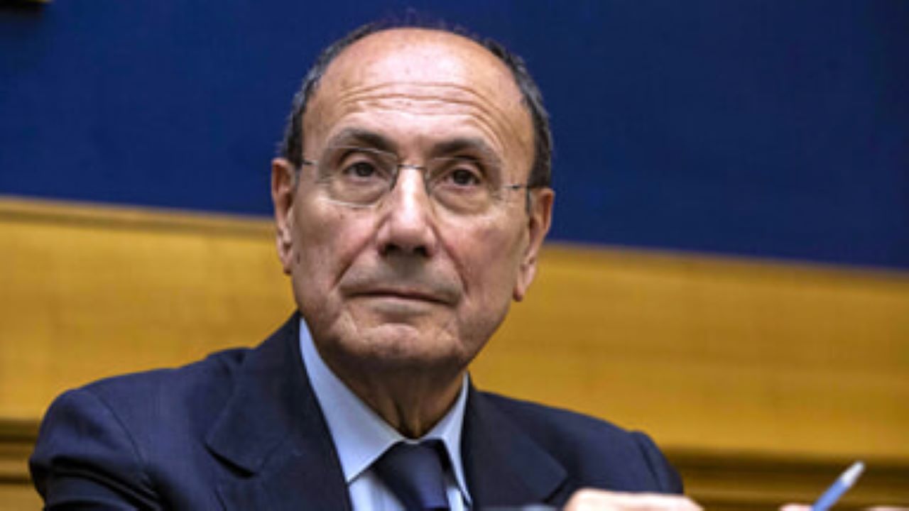 Schifani: “Entro sei mesi voglio le valutazioni dei dirigenti o blocco tutto”