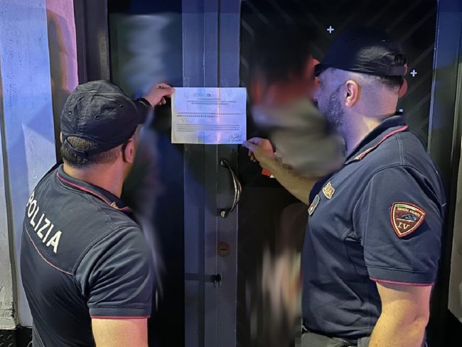 Chiusi chiosco-bar e un locale a Catania: erano luogo di ritrovo per pregiudicati