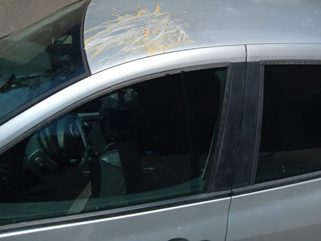 Auto vandalizzata dopo l’incontro con la figlia: intimidazione ai danni di Davide Vinciprova a Canicattì