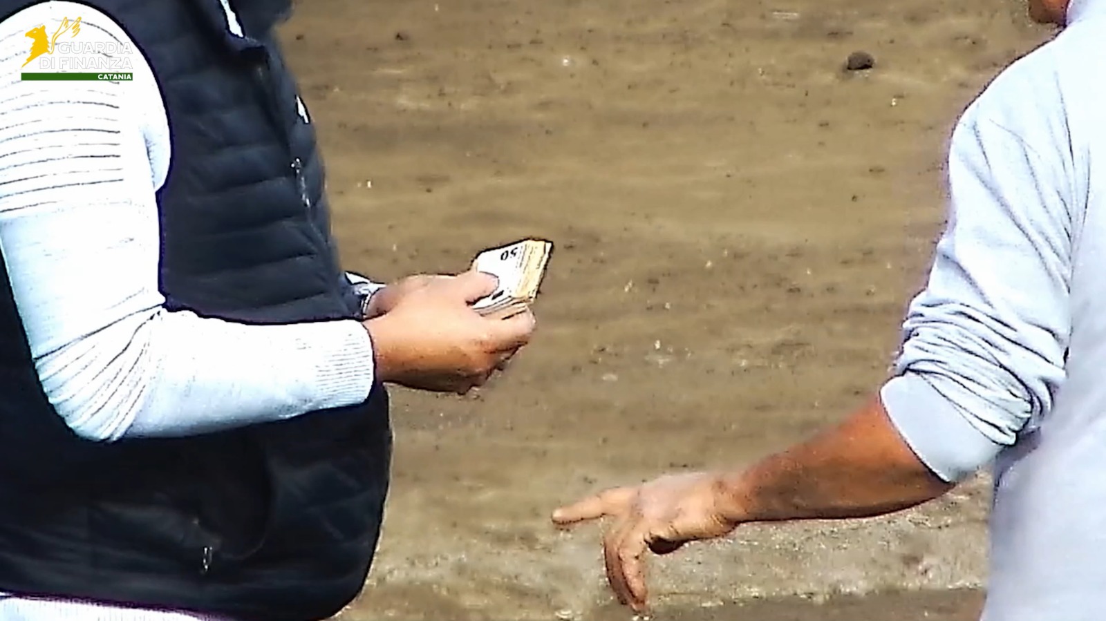 Operazione “Lumia”, colpo al clan Laudani: otto arresti e due aziende sequestrate