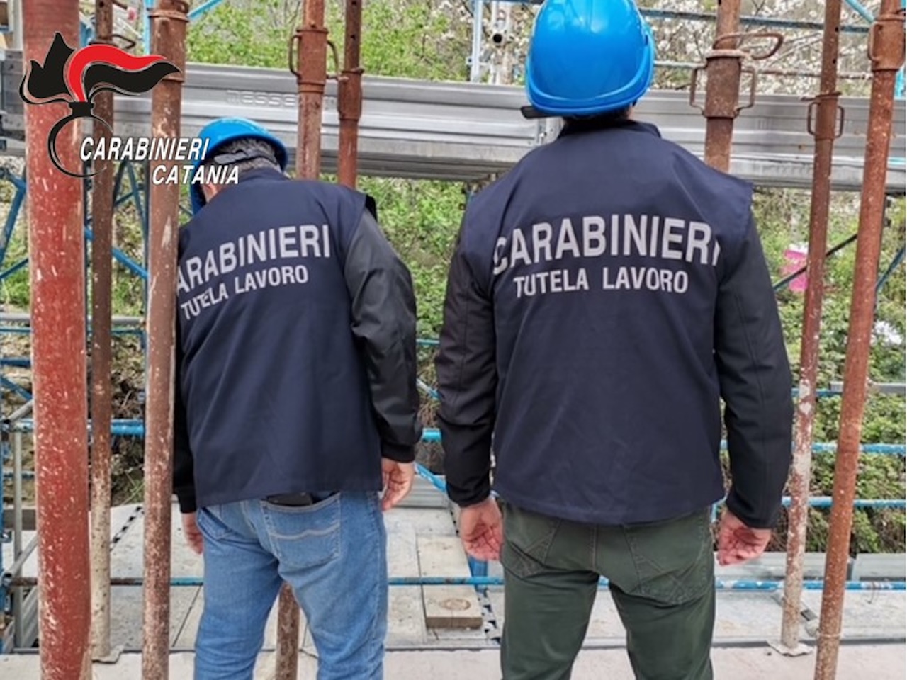 Cantieri edili irregolari: due attività sospese a Misterbianco e Pedara, denunciati i titolari
