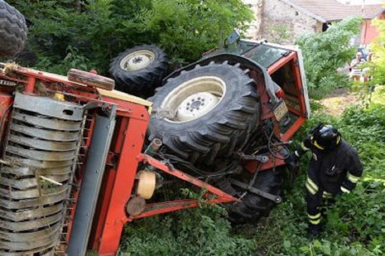 Naro, agricoltore in gravi condizioni per un incidente con il trattore