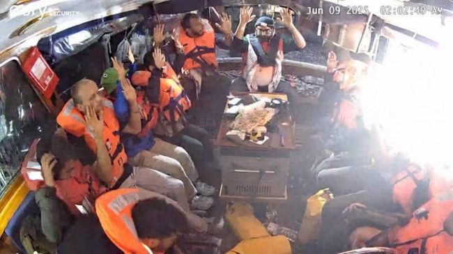 Sequestrata da Israele la nave umanitaria “Madleen” partita da Catania. A bordo anche Greta Thunberg
