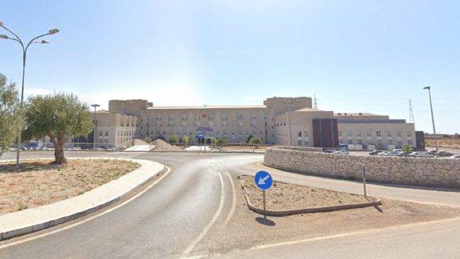 Acate, 17enne accoltellato per un debito: arrestato tunisino per tentato omicidio