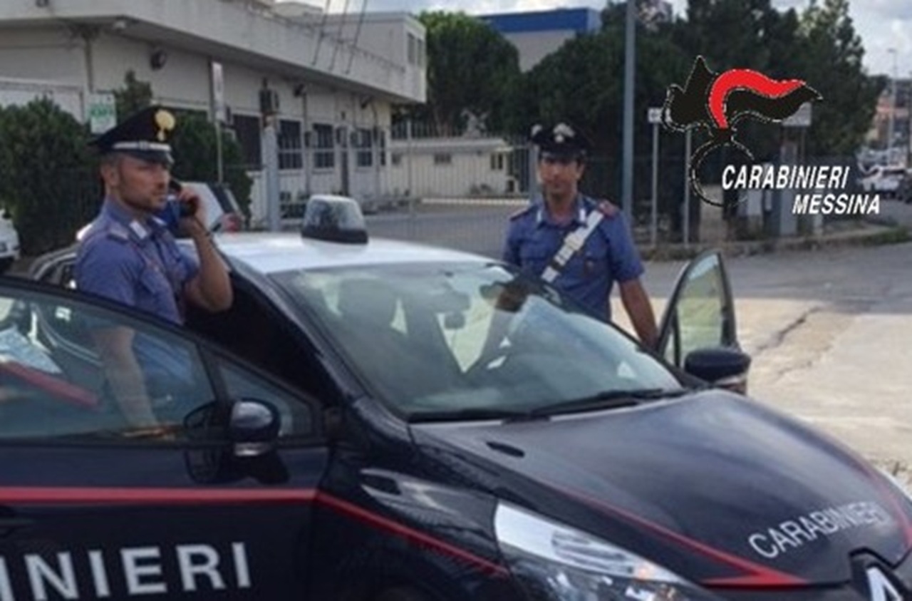 Pusher di eroina arrestato dai carabinieri a Messina
