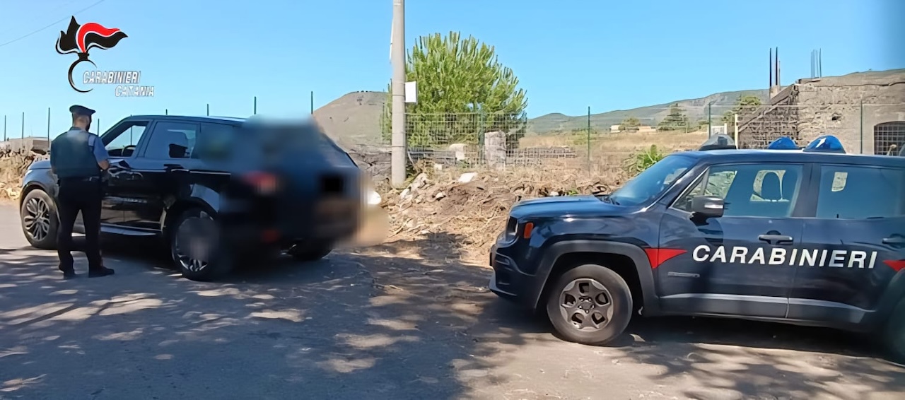 Auto rubata a Capo d’Orlando trovata nella notte a Randazzo: denunciati due giovani per ricettazione