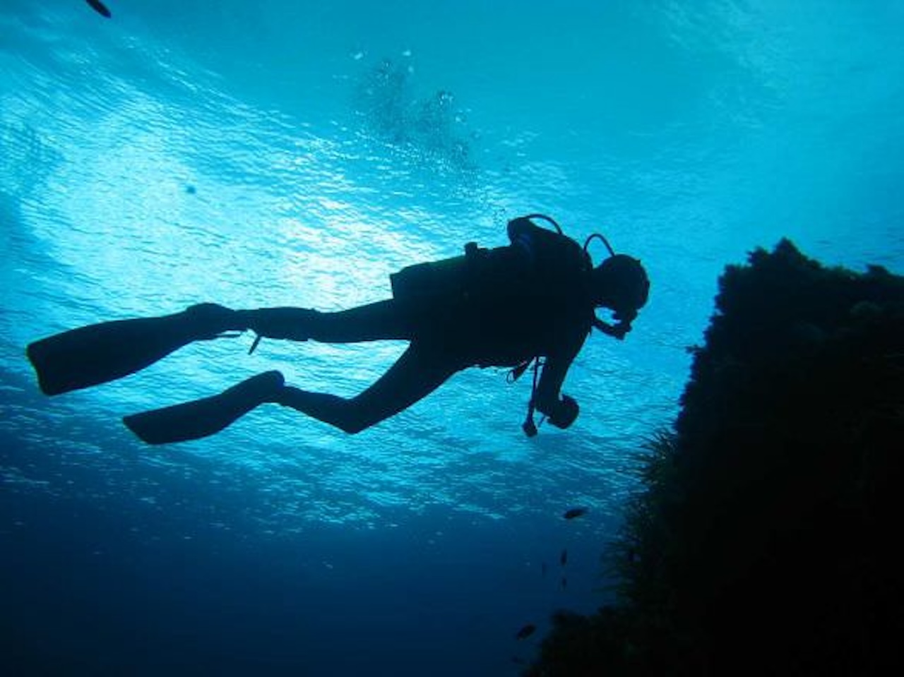 Sciacca, sub rischia di annegare: lo salva un carabiniere fuori servizio