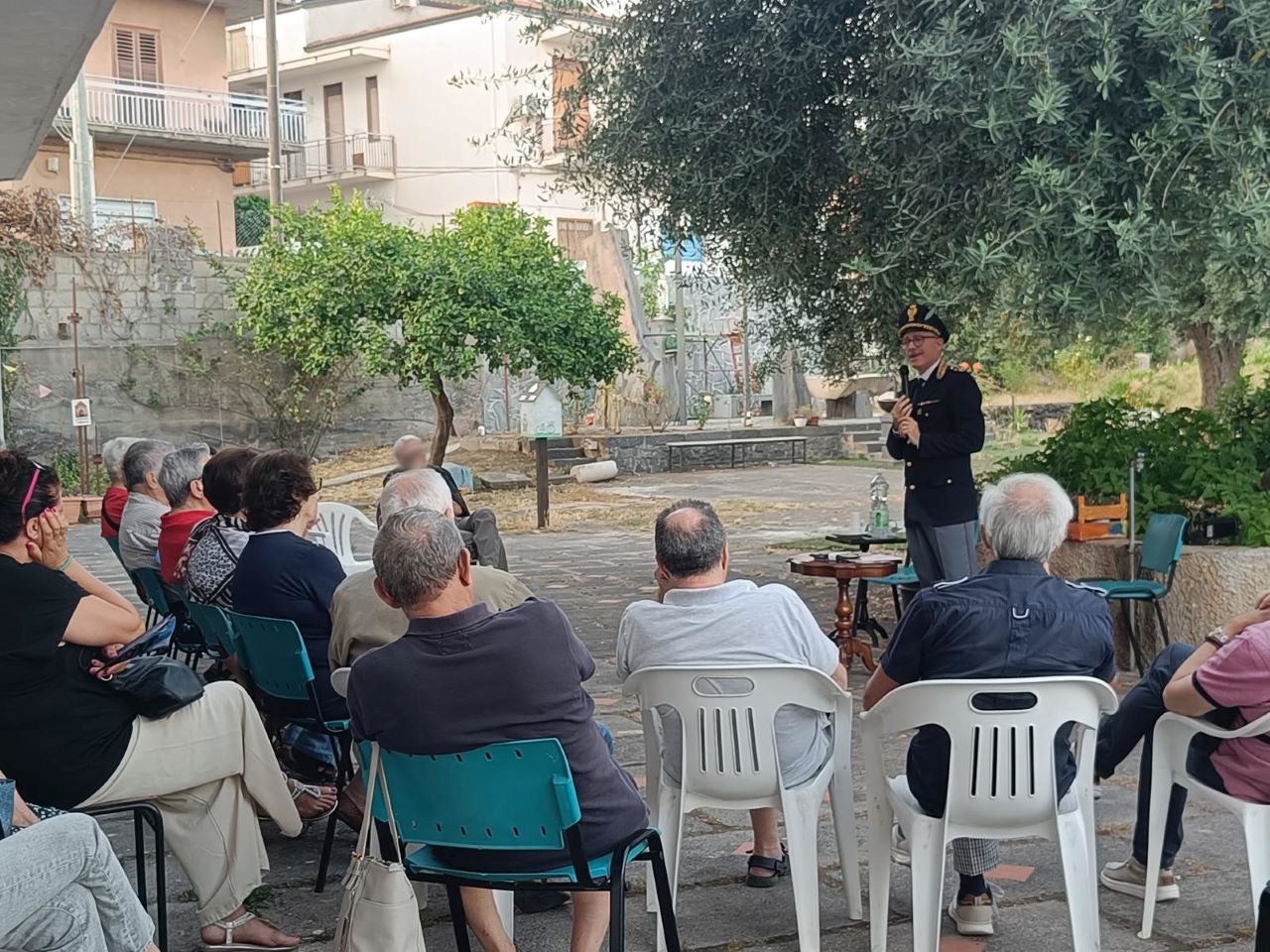 Difendersi da truffe e furti nel periodo estivo: i consigli della Polizia di Stato
