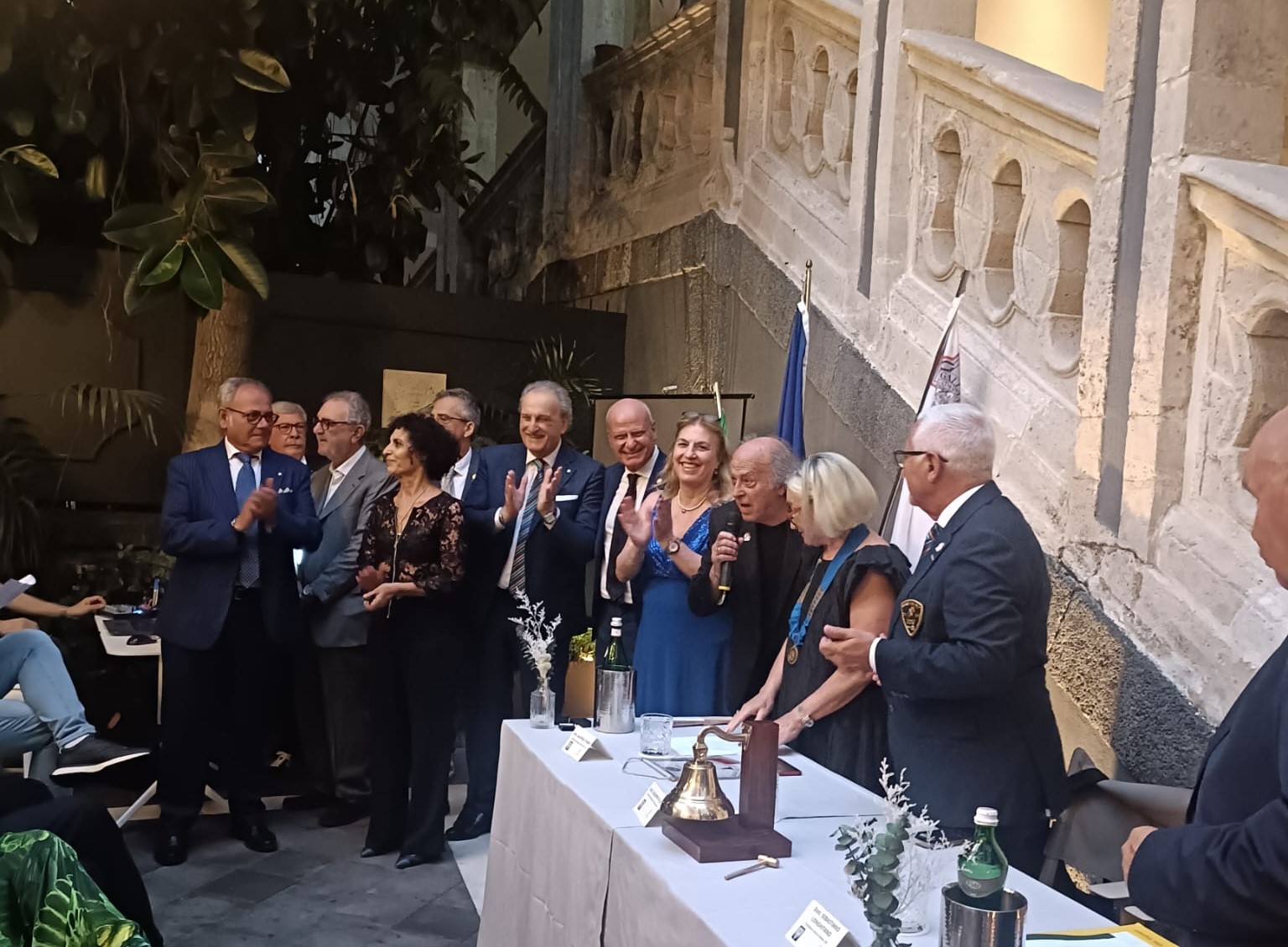 Passaggio della Campana per il Rotary Catania Duomo 150