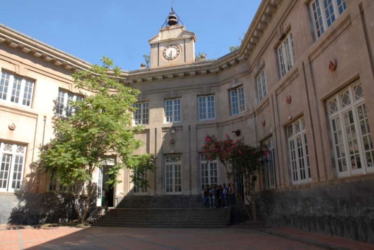 Concluso l’anno scolastico 2024/2025 all’Istituto De Felice-Olivetti di Catania: 14 studenti diplomati con 100, 5 di loro con la lode