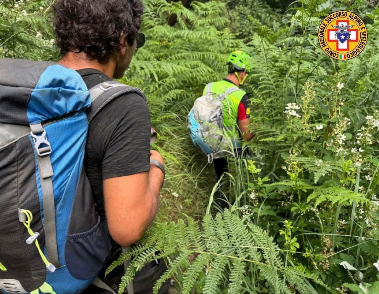 Escursionista disorientato recuperato dai tecnici del Soccorso Alpino e Speleologico Siciliano sull’Etna