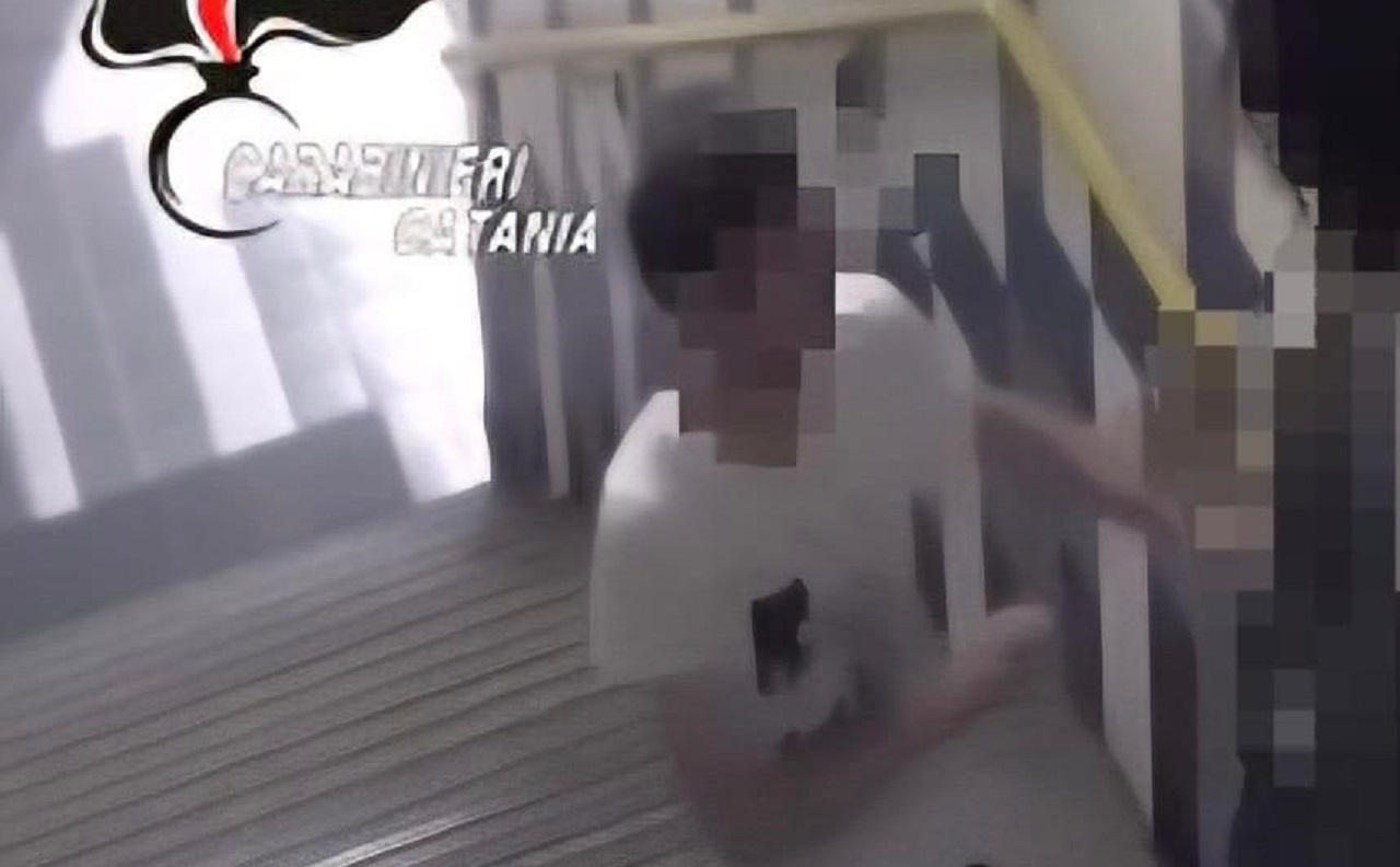 Individuato l’uomo che ha molestato una giornalista alla Metro di Catania