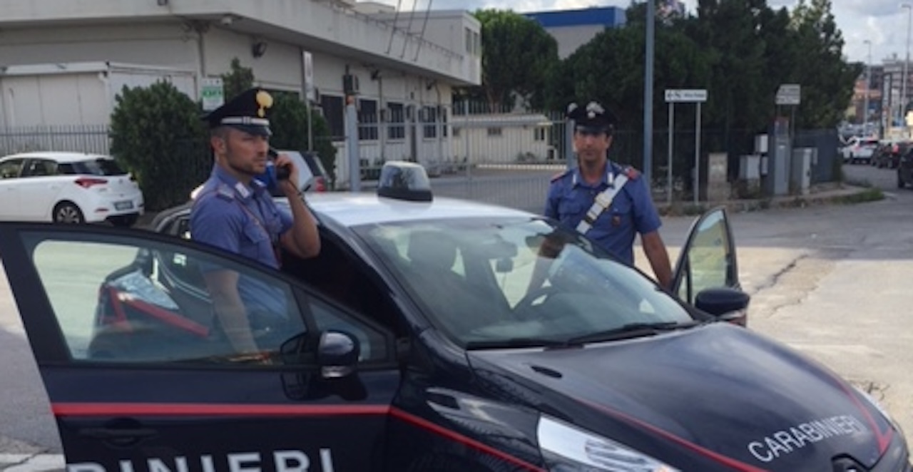 Itala Marina, ruba la borsa a una bagnante: arrestato messinese