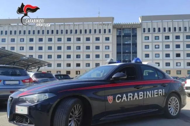 Priolo, sette arresti per traffico di armi: due sono minorenni