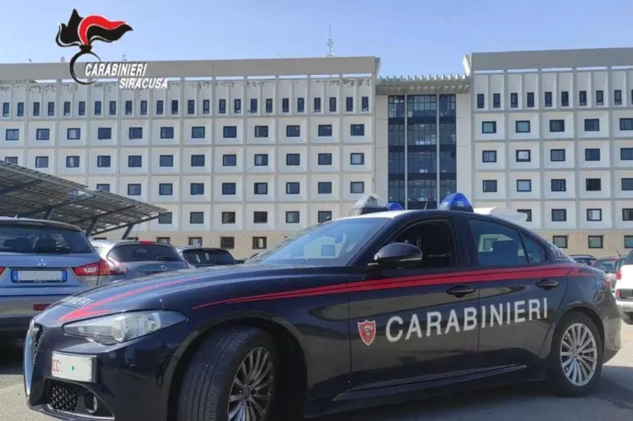 Priolo, sette arresti per traffico di armi: due sono minorenni