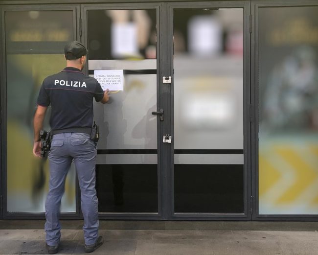Sospesa l’attività di un centro scommesse in piazza Risorgimento