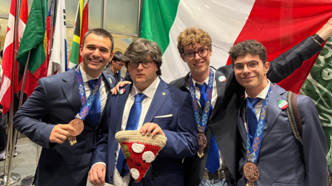 Tre medaglie di bronzo per l’Italia alle Olimpiadi Internazionali di Biologia: successo per i giovani talenti