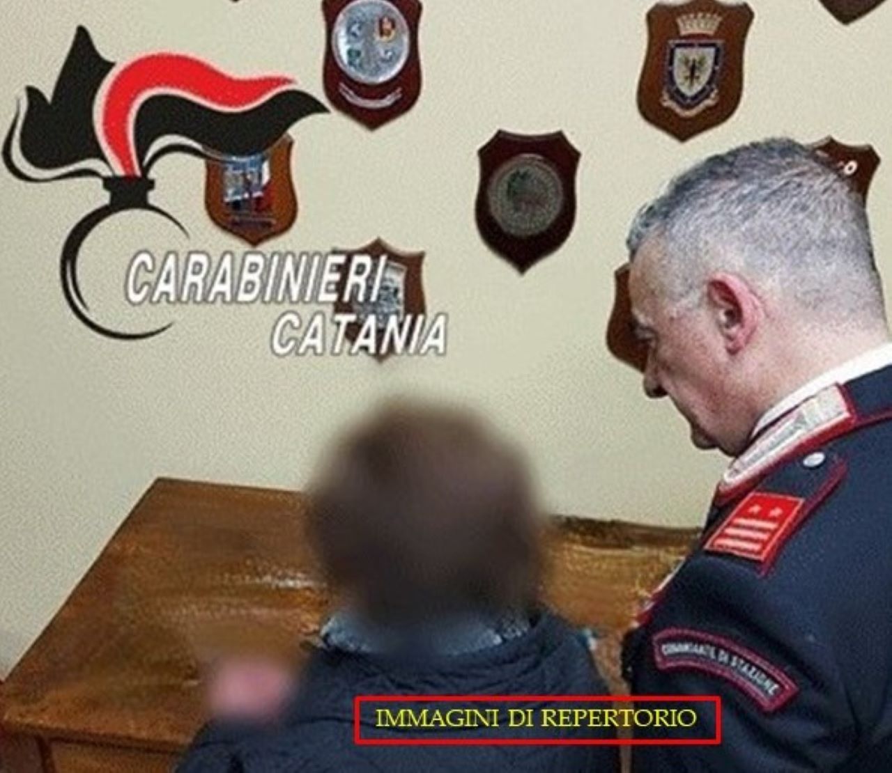 Truffa un’anziana in provincia di Messina e scappa a Catania: scoperto e denunciato