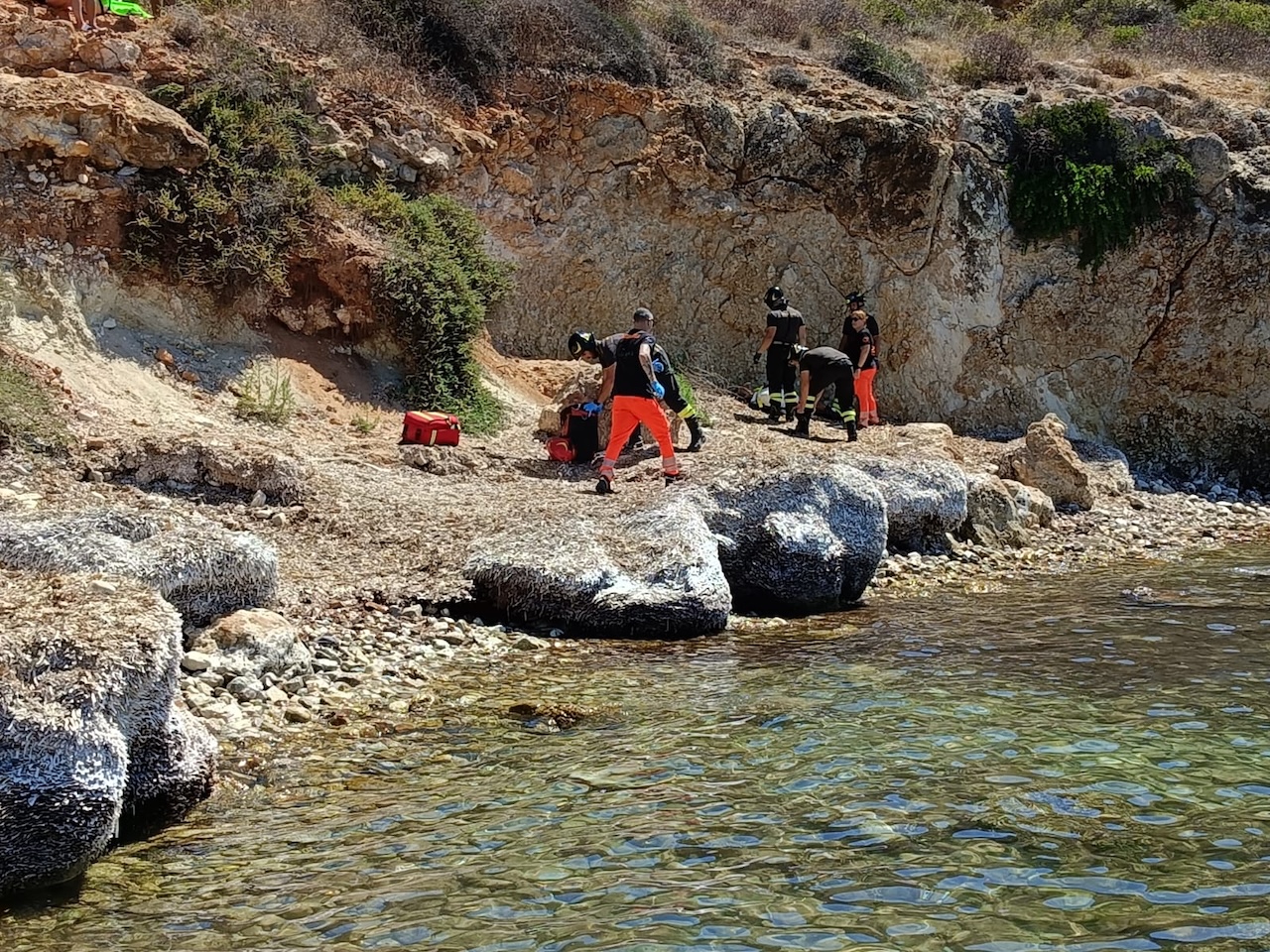 Favignana, doppio intervento di soccorso via mare: due turisti feriti recuperati dalla Guardia Costiera