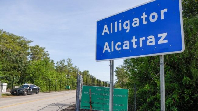 Nell’Alligator Alcatraz di Trump ci sono due italiani: uno è siciliano