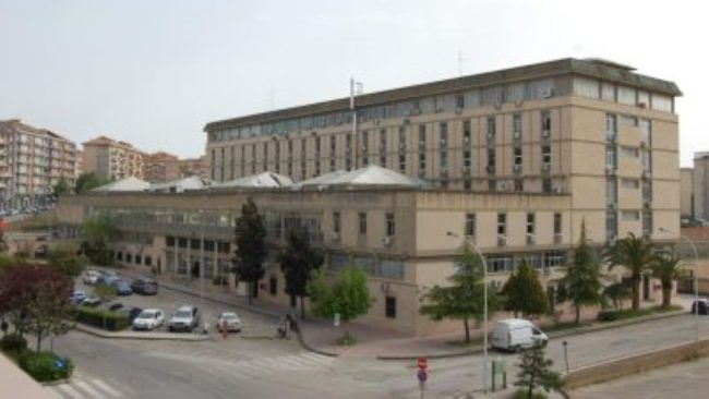 Caltanissetta, scarcerati due imprenditori accusati di frode in pubblica fornitura