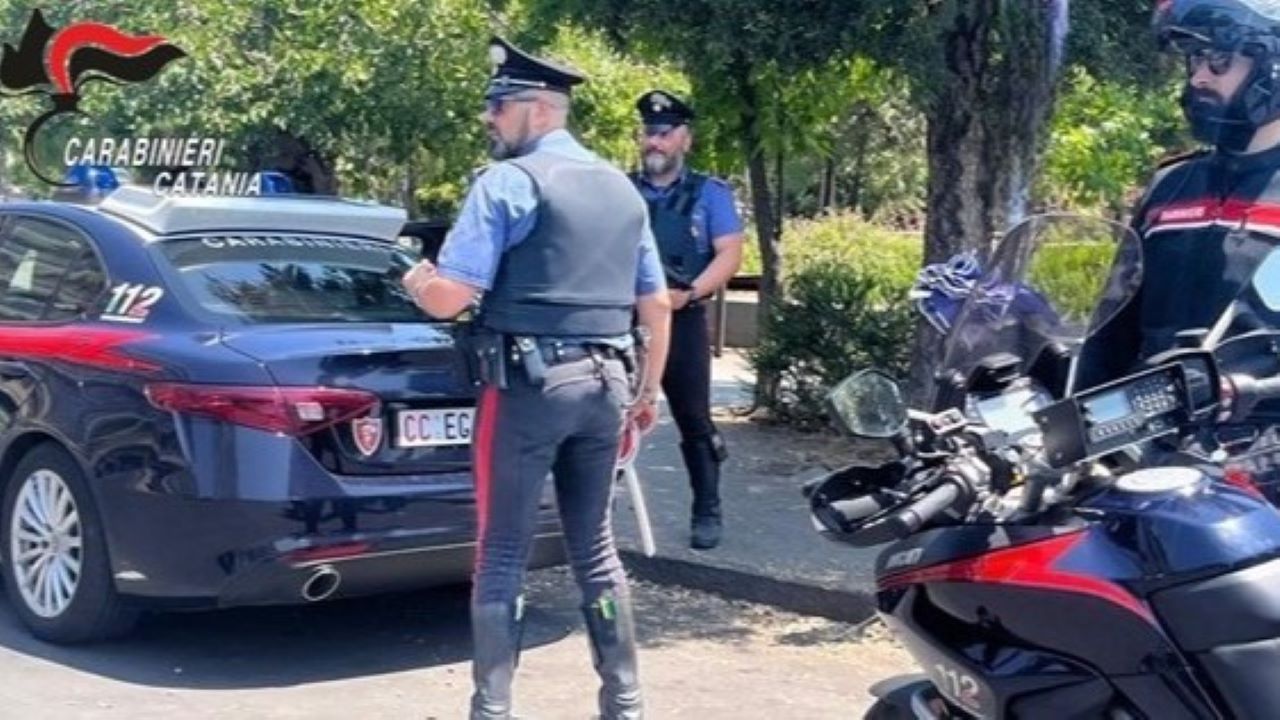 “A spasso” per Catania nonostante i domiciliari: guai per un evaso