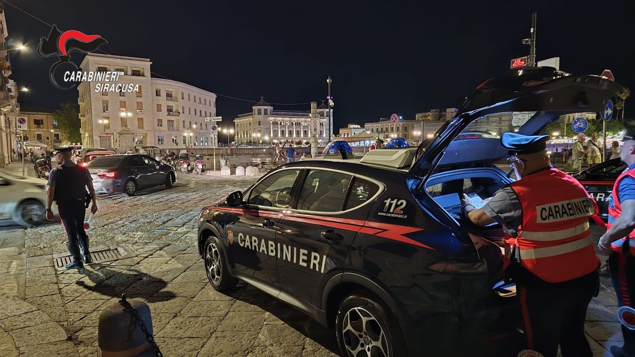 Dalla droga alla guida senza patente: controlli a tappeto a Siracusa