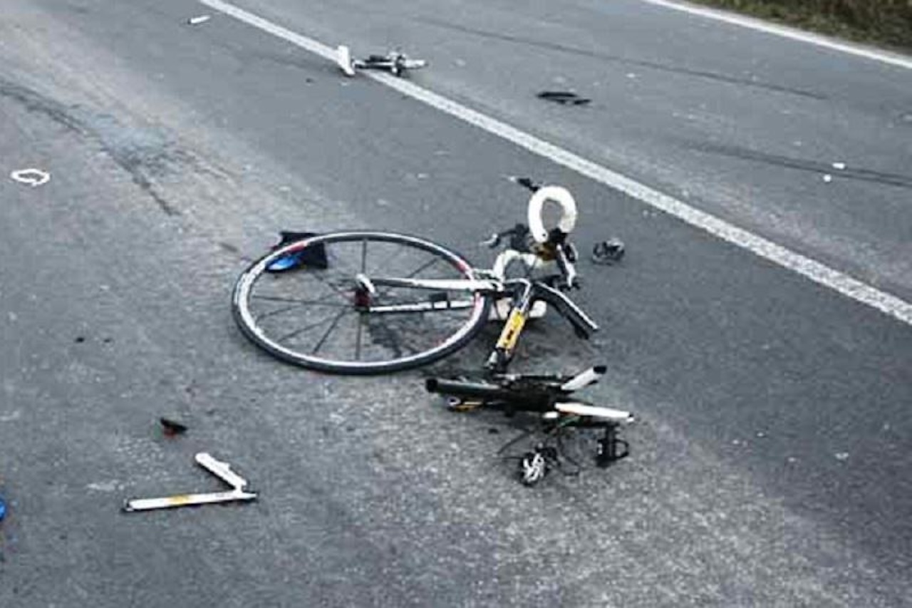 Ciclista investito da un’auto pirata a Paternò: è grave