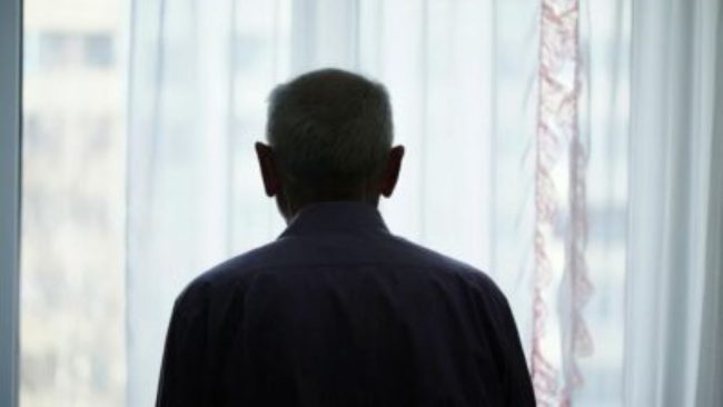 Anziano trovato morto in casa nel Ragusano: era deceduto da 15 giorni