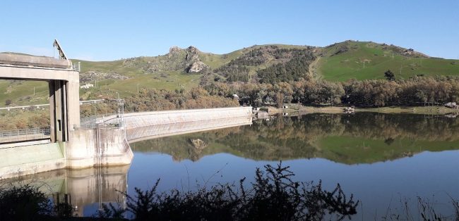 Diga di Pozzillo chiusa senza preavviso, l’allarme di Confagricoltura Catania: “Pronti a scendere in piazza”