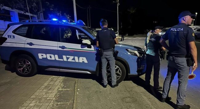 In manette latitante a Siracusa, si era nascosto nella vasca da bagno di un altro arrestato